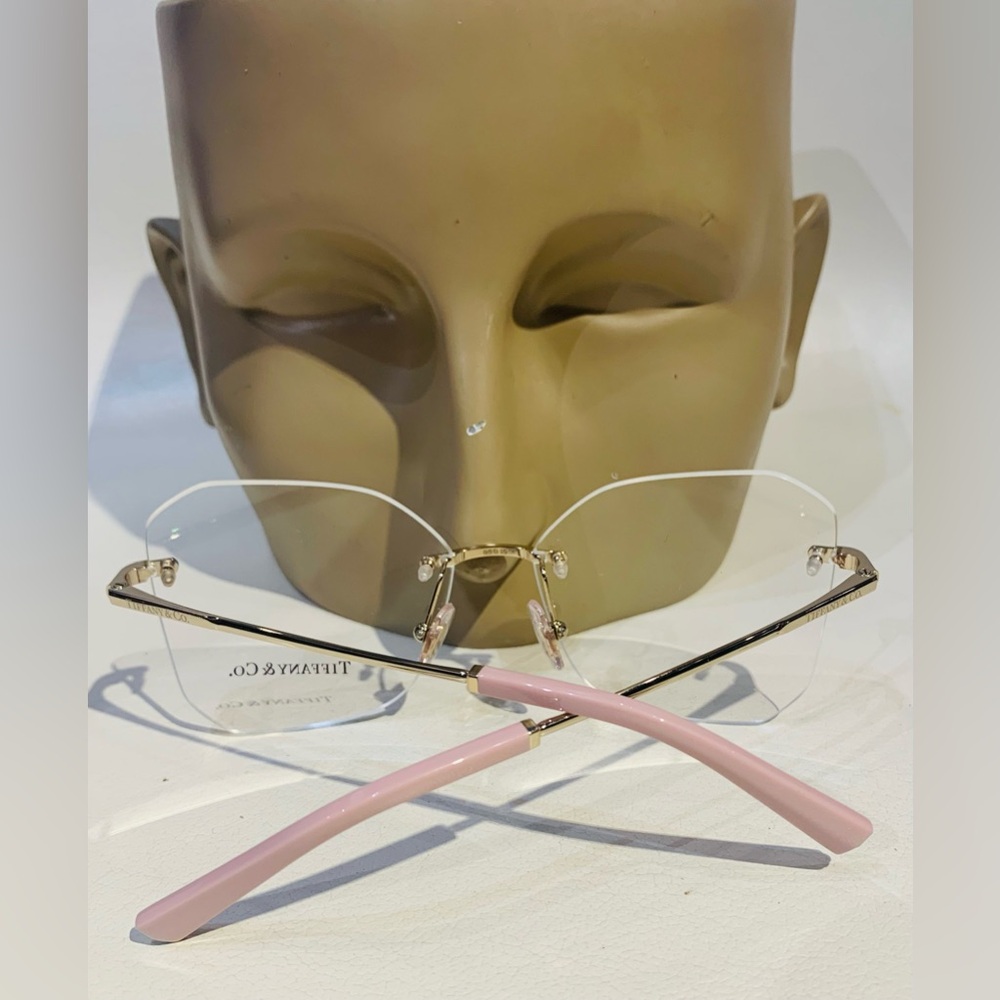 New Women’s Tiffany&Co Eyeglasses - Picture 9 of 11